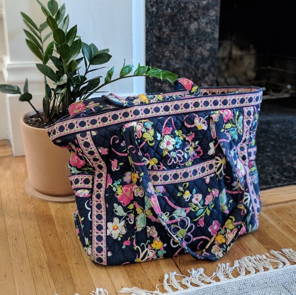 vera bradley iconic get carried away tote